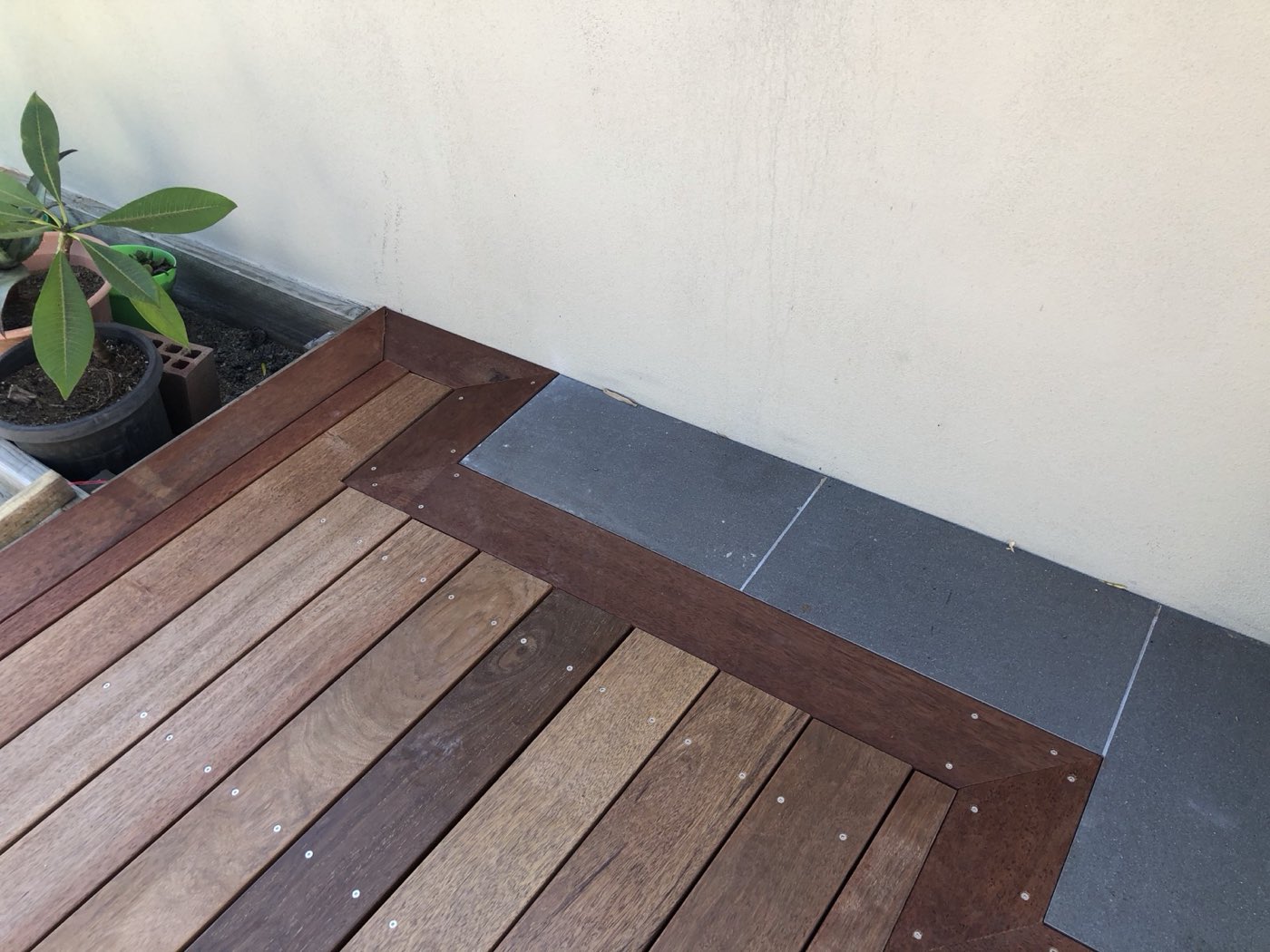 Decking and carports — Thomas Philp Constructions
